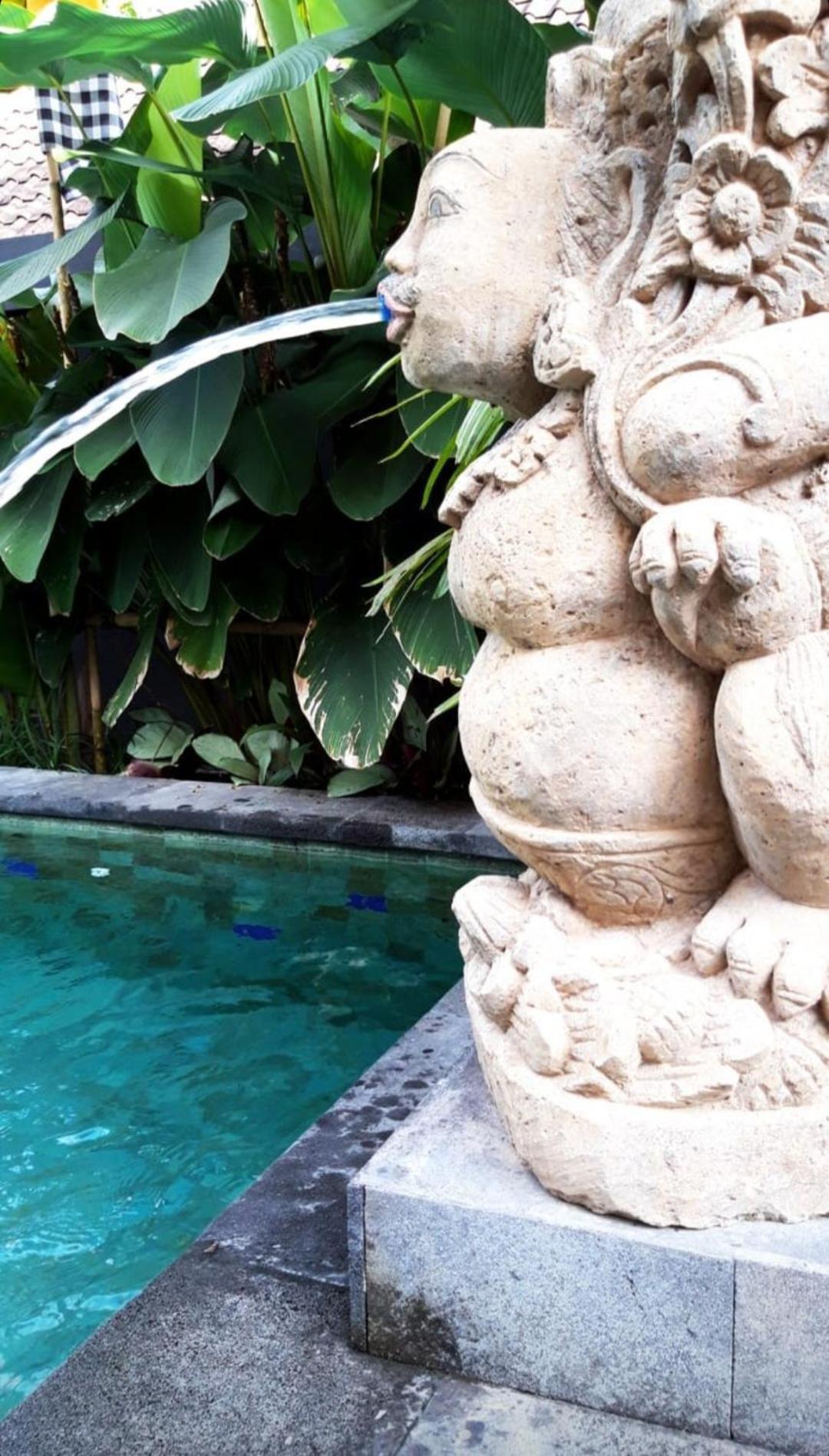 Buda Amitaba Ubud Esterno foto
