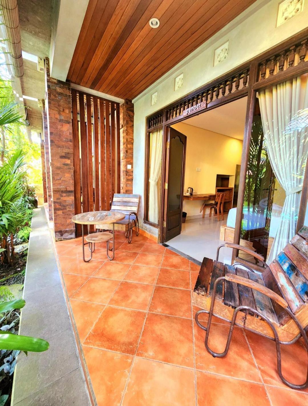 Buda Amitaba Ubud Esterno foto